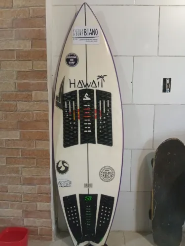 Vendo prancha em ótimo estado de conservação tam 5'4