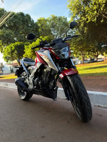 Honda CB 300 Twister