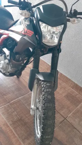 Vendo moto bros ano 2018 doc ok valor 14.900