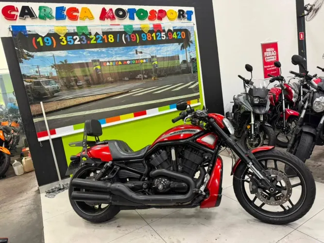 HARLEY-DAVIDSON V ROD MUSCLE