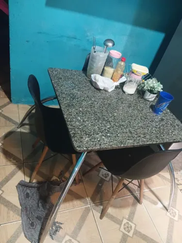 Vendo mesa de cozinha