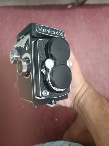 Máquina fotográfica analógica antiga