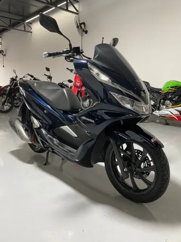 PCX 150 DLX