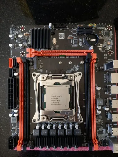 Placa mãe X99 MOUGOL com XEON E5-2650V4