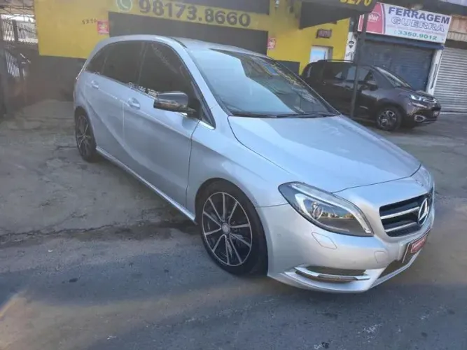 Mercedes-Benz Classe B 200 CGI 1.6 TB Sport 156cv AUT 2013