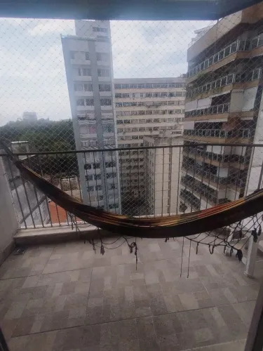 Central, seguro e decorado temporada ou mensal 