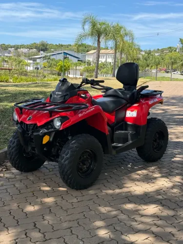 BRP Can-Am Outlander MAX 570 4X4 Quadriciclo 2019