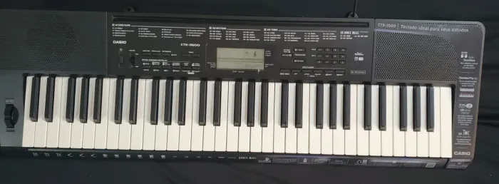 Teclado CASIO CTK-3500 61 teclas + suporte