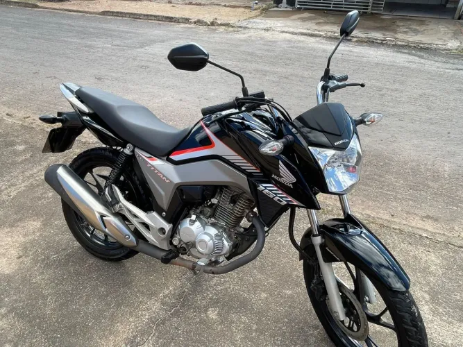 Vende-se CG Titan 160 2018
