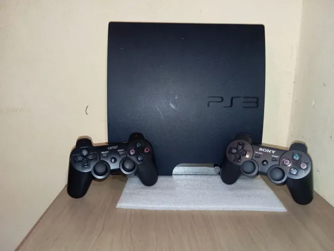PLAYSTATION 3 ( SEMI NOVO ) DESBLOQUEADO + COM MAIS DE 10.000 MIL JOGOS 