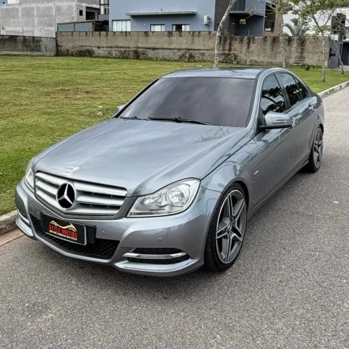 Mercedes-Benz C-180 CGI Classic 1.8 16V 156cv Aut. 2012