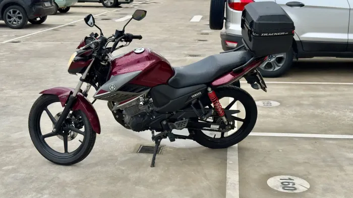 Yamaha Fazer Sed