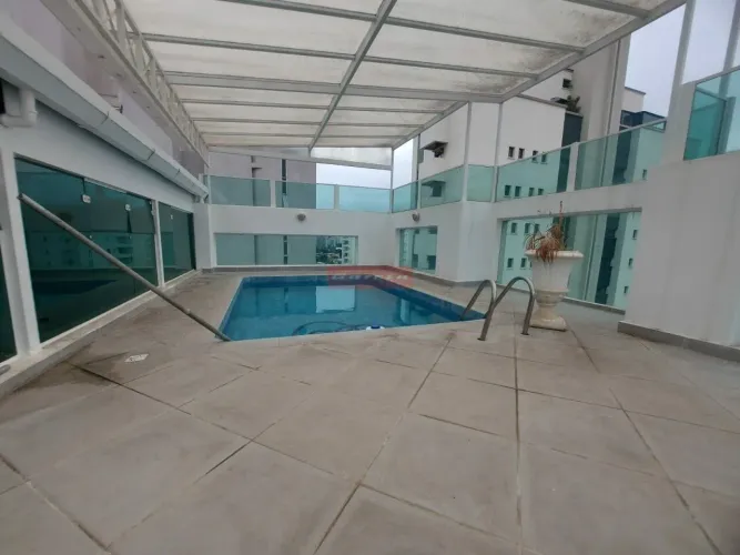 Campo Belo, fora de rota. Cobertura duplex, piscina, churrasqueira