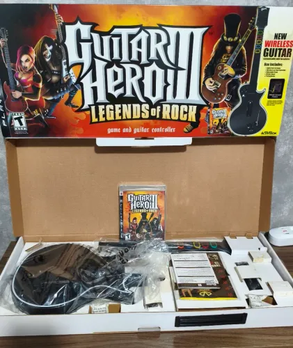Guitarra com jogo Guitar Hero 3 para Ps3 nova
