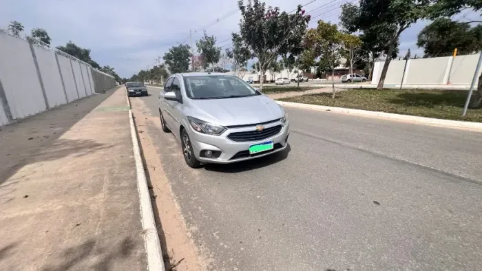 Chevrolet Onix Hatch LTZ 1.4 8V Flex Mec. 4P 2019