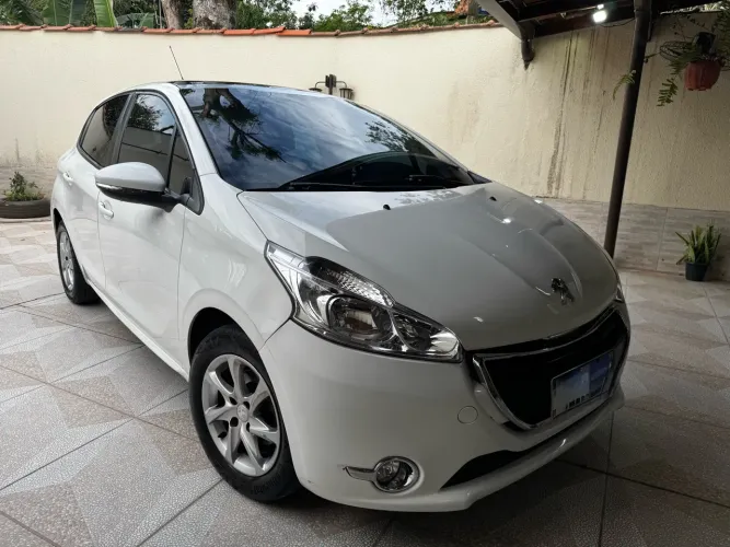 Peugeot 208 Allure 1.6 Flex 16V 5P Aut. 2016