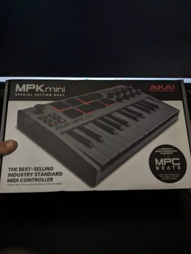 Akai Profissional MPK Mini MK3 - Controlador MIDI USB 25 Teclas - Cinzento