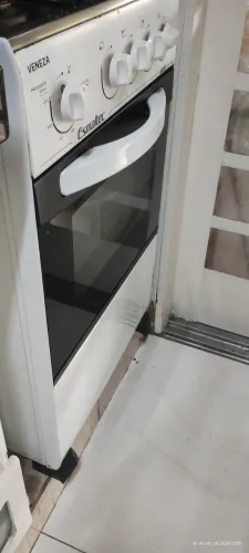 Fogão de piso Esmaltec Veneza de 4 bocas