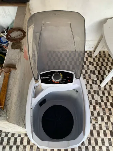Tanquinho de lavar roupas