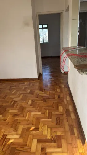 Vendo um apartamento