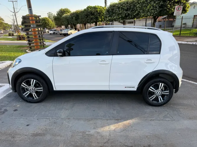 Volkswagen Up! Extreme 1.0 TSI Total Flex 12V 5P 2020