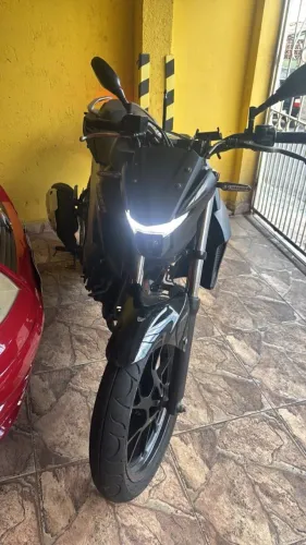 FZ25 2022