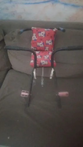 Cadeirinha de bicicleta pra lavar criança 