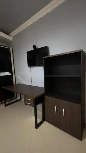 CONJUNTO ESCRITÓRIO EM MDF E METALON