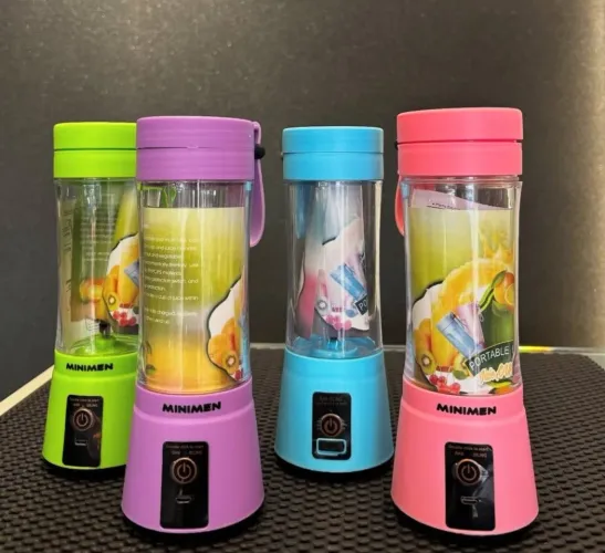 Mini liquidificador portátil