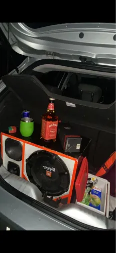 Caixa trio JBL