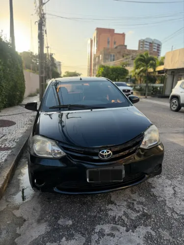 Toyota Etios X 1.3 Flex 16V 5P Mec. 2015
