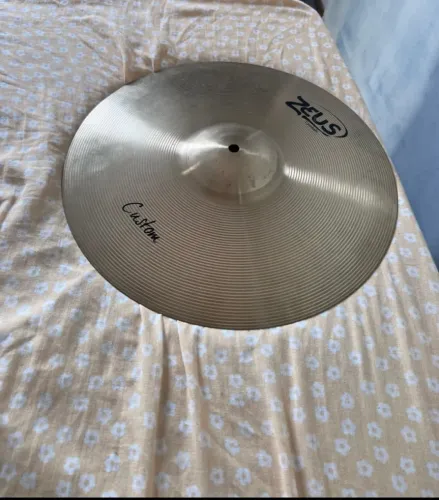 Pratos Zeus