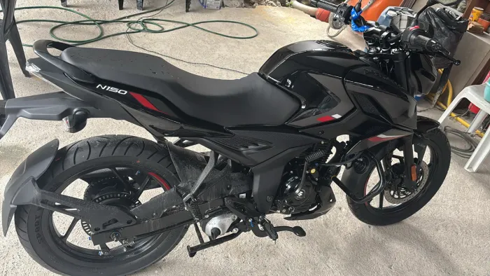 Pulsar 150