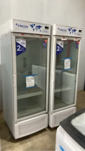Freezer expositor vertical