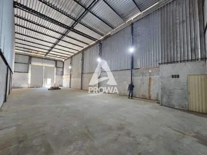 Galpão Comercial para Aluguel com 225m² em Juazeiro