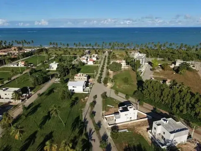 Condomínio Portal Japaratinga com lago e beira mar - Lote sem taxa de marinha