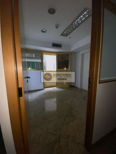 Compre Sala Alphaville 52,50m2 01 vaga 02 banheiros por R$ 385.000