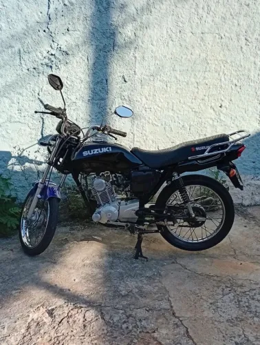 Moto Suzuki GS 120 4.500 pra VENDER rápido