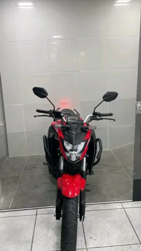 CB 300F ( AUTOFINANCIO OU PARCELO BOLETO)