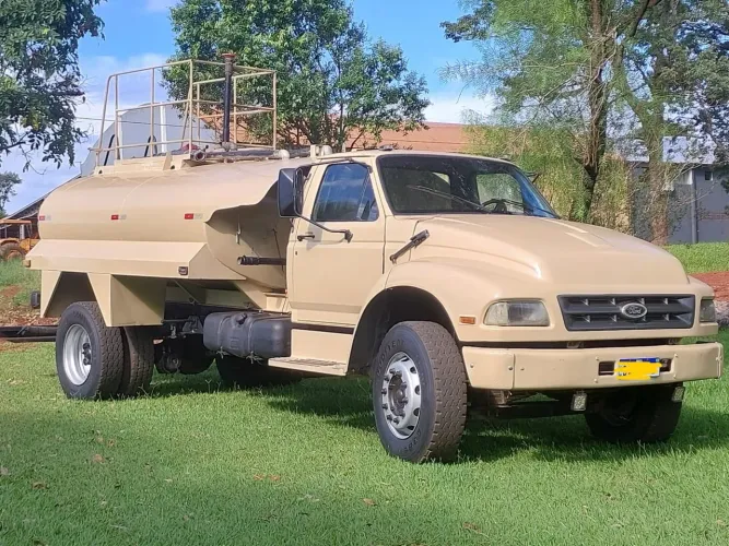 FORD F14000 HD - NÃO FAZ TROCAS/NÃO PARCELA