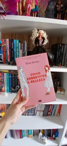 Livro como sobreviver à realeza