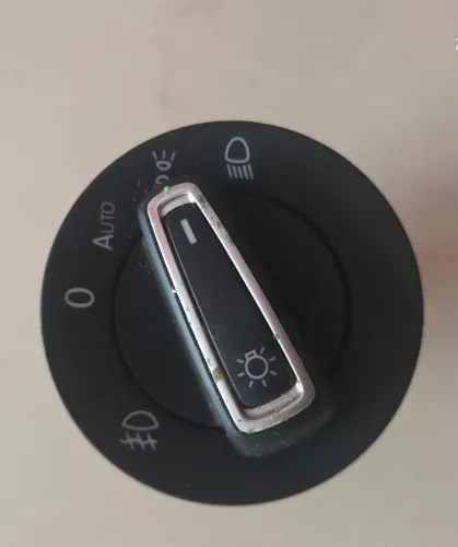 Shove de luz farol polo vitos 201 a 2026