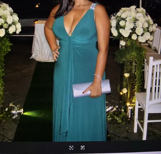 Vestido longo verde musgo em tecido frio