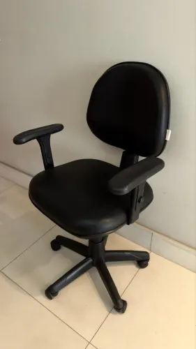 Cadeira Escritório com rodinha