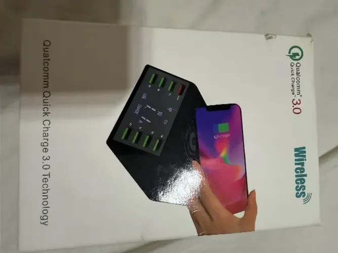 carregador multifuncional 7 portas usb , 1 porta usb 3.0 e carregamento por indução