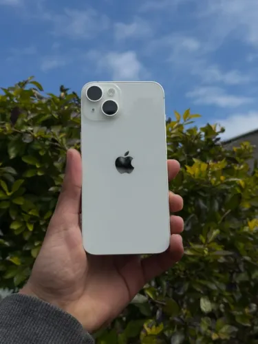 iPhone 14 - White
