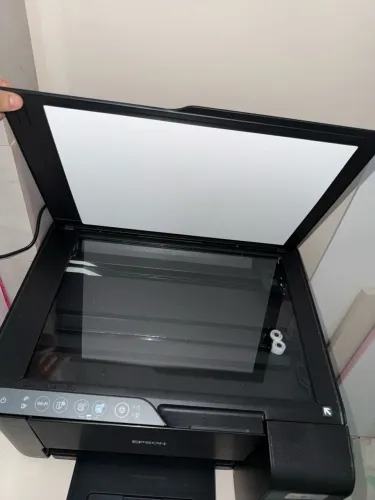 Impressora usada pouquinha vezes só pra fotos!