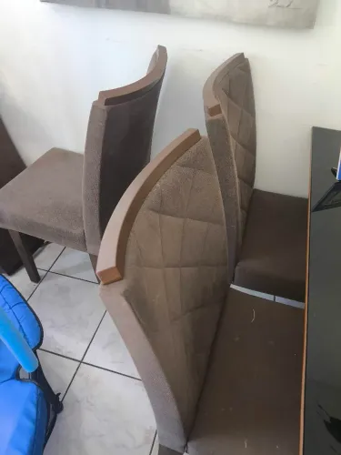 6 Cadeiras estofadas para mesa