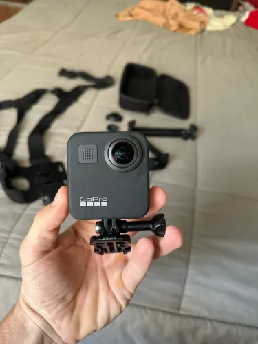 GoPro insta 360 Max