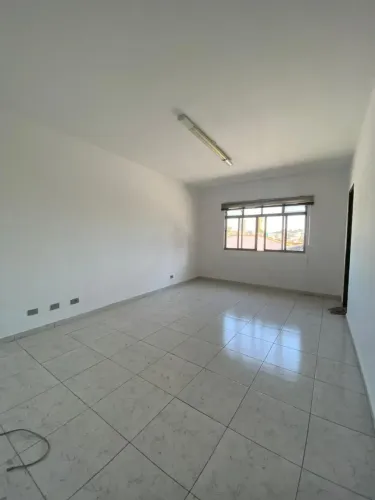 Sala comercial para aluguel em Jardim Esmeralda - São Paulo - SP
